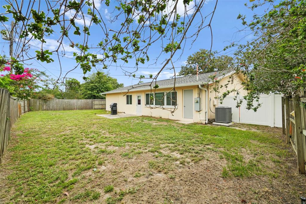 2169 Pine Ridge Drive Clearwater, FL 33763 - Photo 7 of 51