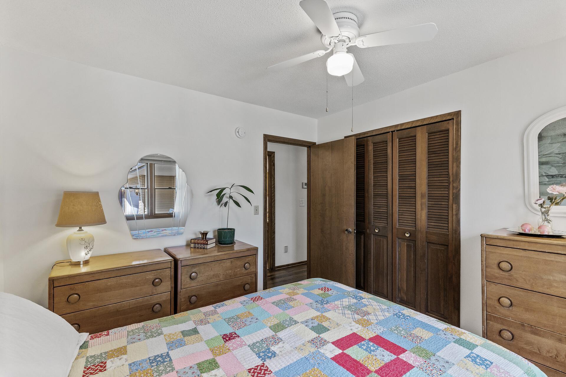 9932 Oxborough Road Bloomington, MN 55437 - Photo 27 of 50 Gallery Image 27