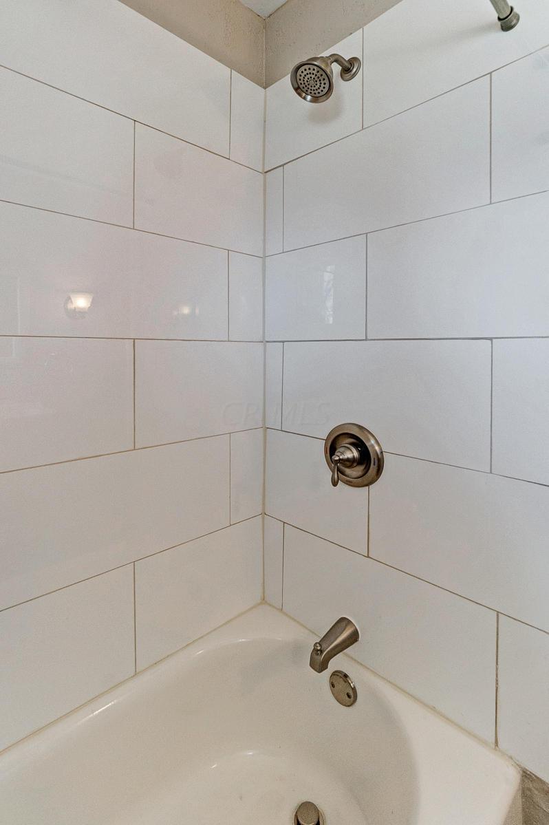 2312 Nottingham Road Columbus, OH 43221 - Photo 18 of 25 Gallery Image 18