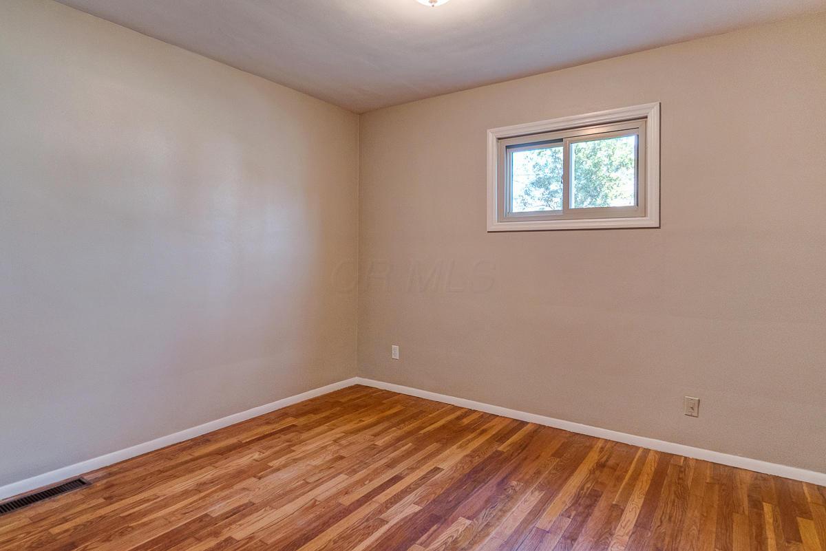 2312 Nottingham Road Columbus, OH 43221 - Photo 19 of 25 Gallery Image 19