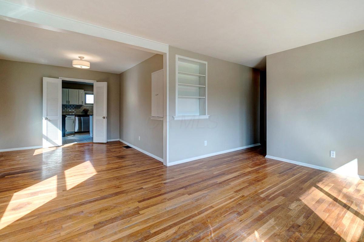 2312 Nottingham Road Columbus, OH 43221 - Photo 4 of 25 Gallery Image 4