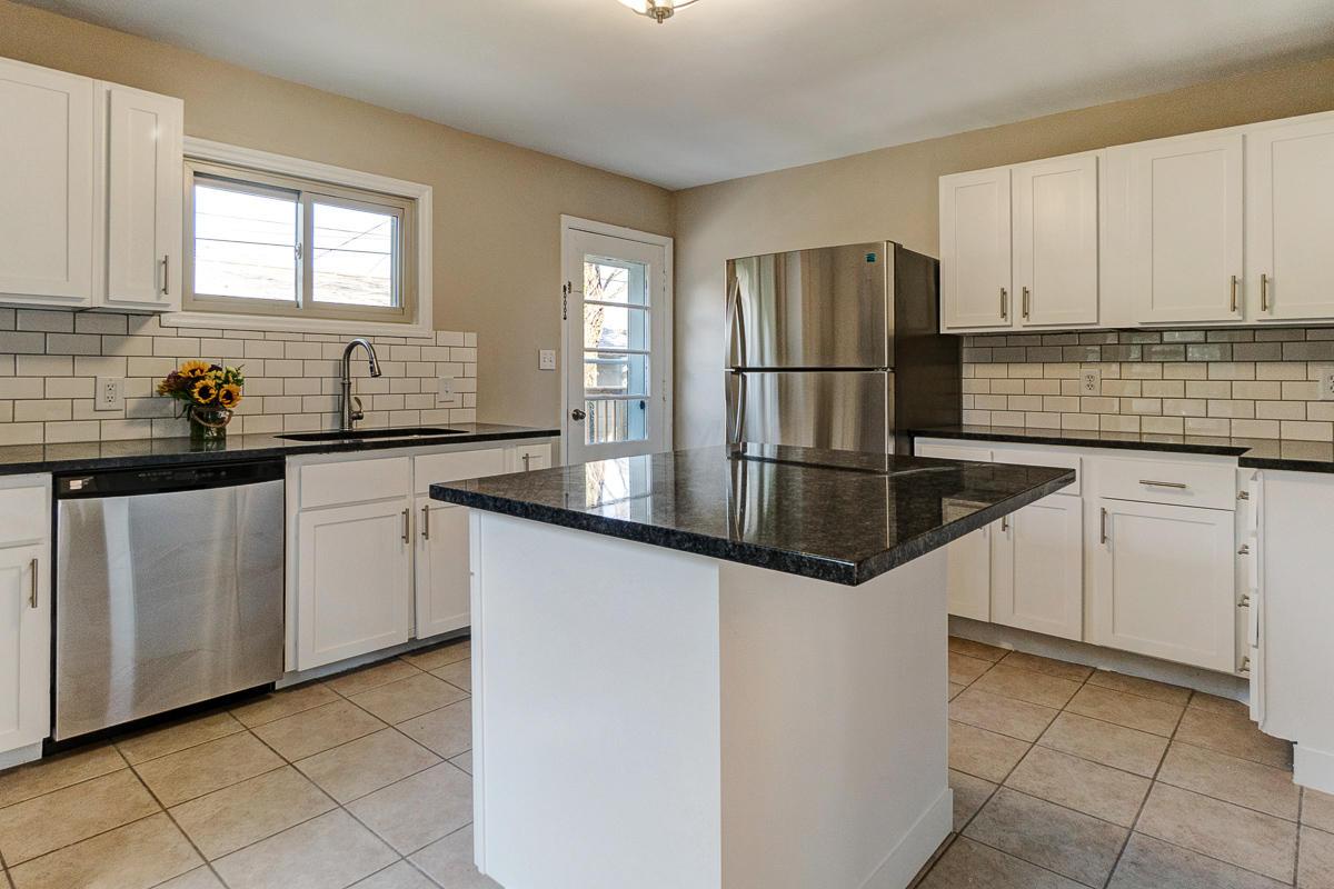 2312 Nottingham Road Columbus, OH 43221 - Photo 9 of 25 Gallery Image 9