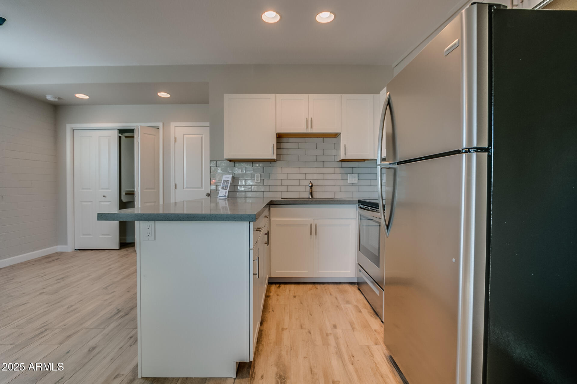 1008 South Mariana Street, Unit 2 Tempe, AZ 85281 - Photo 4 of 12 Marina-14