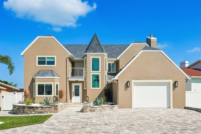 $1,999,000 | 311 22nd Street, Belleair Beach, FL 33786