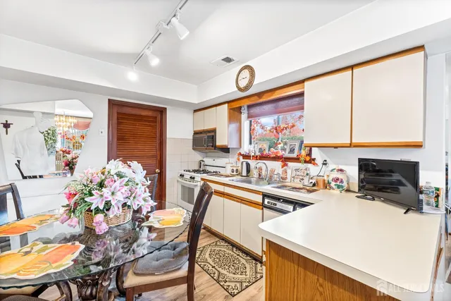 $555,000 | 236 Community Circle, Old Bridge, NJ 08857