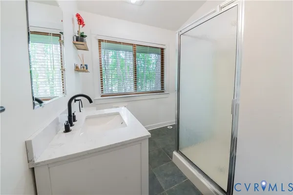 $340,000 | 7 Sunsan Beach Road, Deltaville, VA 23043