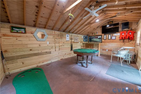 $340,000 | 7 Sunsan Beach Road, Deltaville, VA 23043