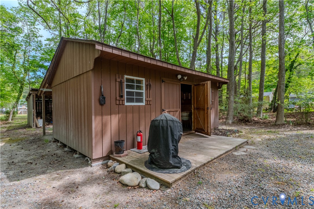 7 Sunsan Beach Road Deltaville, VA 23043 - Photo 26 of 27