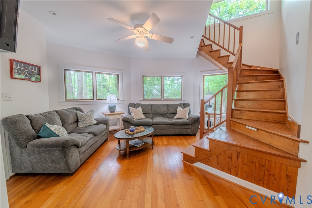 7 Sunsan Beach Road Deltaville, VA 23043 - Photo 5 of 27