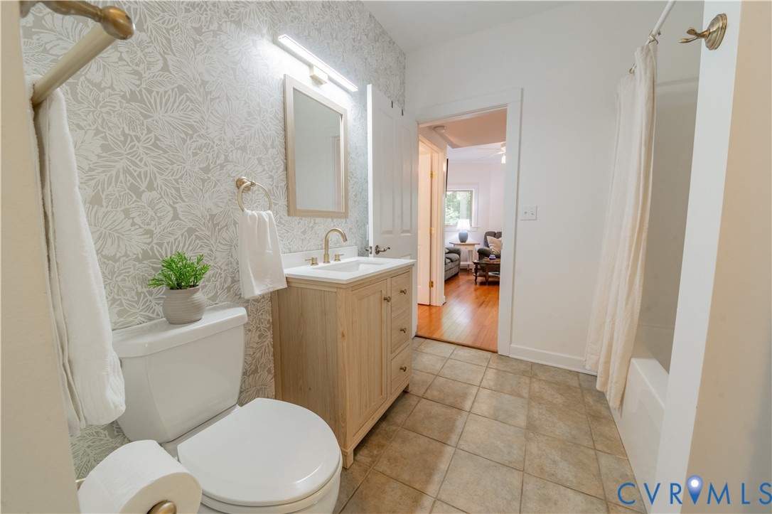 7 Sunsan Beach Road Deltaville, VA 23043 - Photo 10 of 27