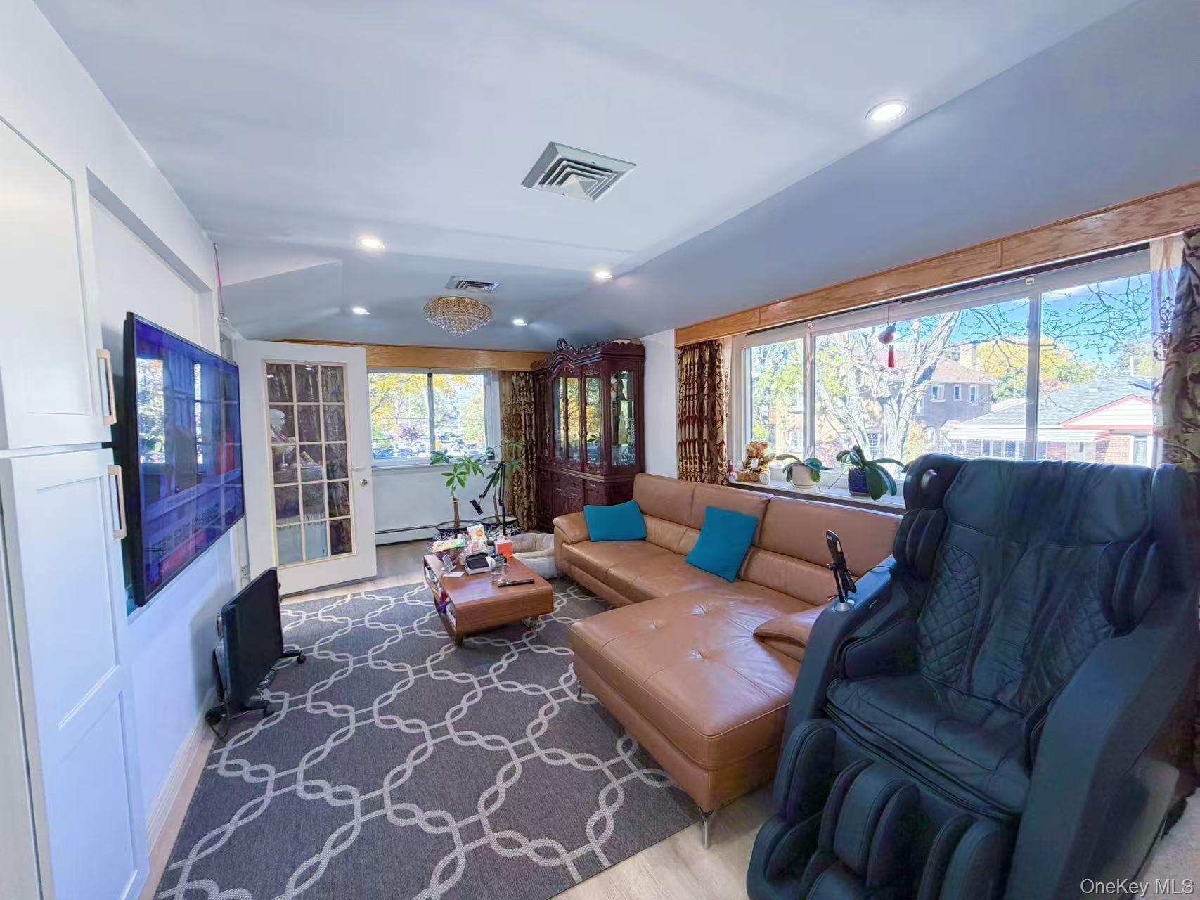157-14 20th Road Queens, NY 11357 - Photo 2 of 23