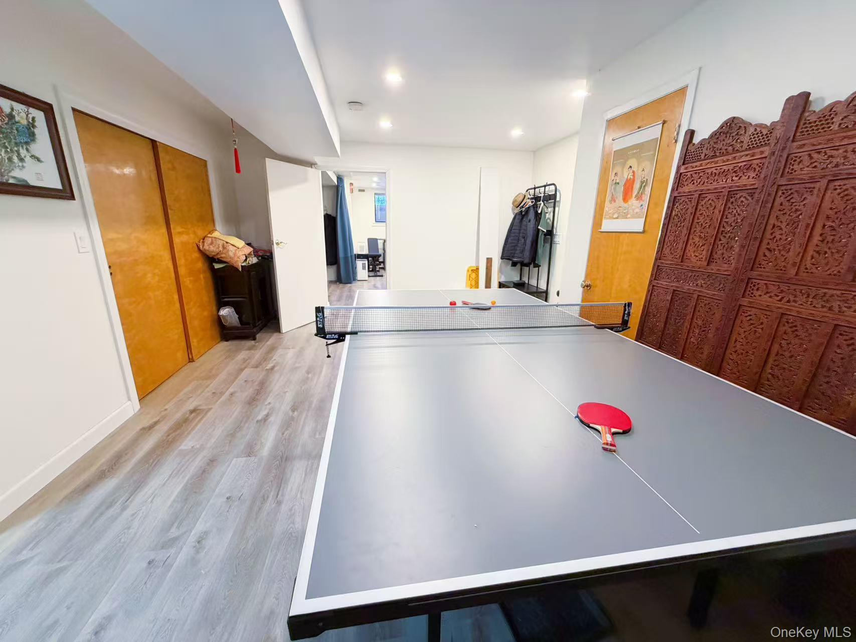 157-14 20th Road Queens, NY 11357 - Photo 21 of 23