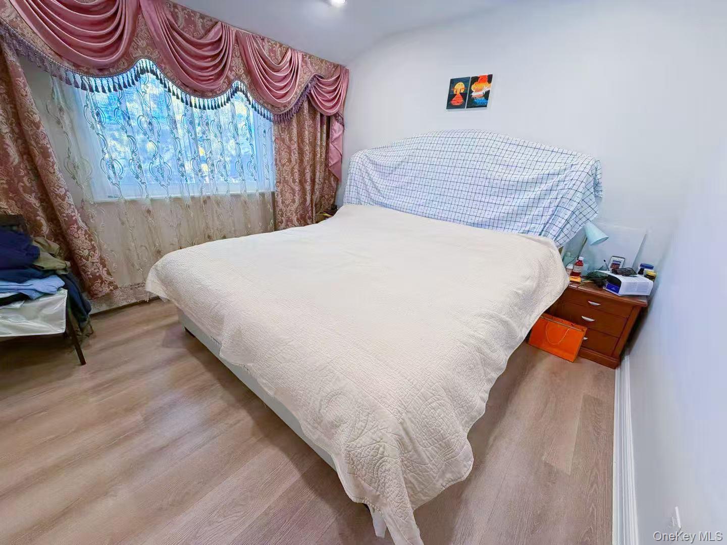 157-14 20th Road Queens, NY 11357 - Photo 8 of 23