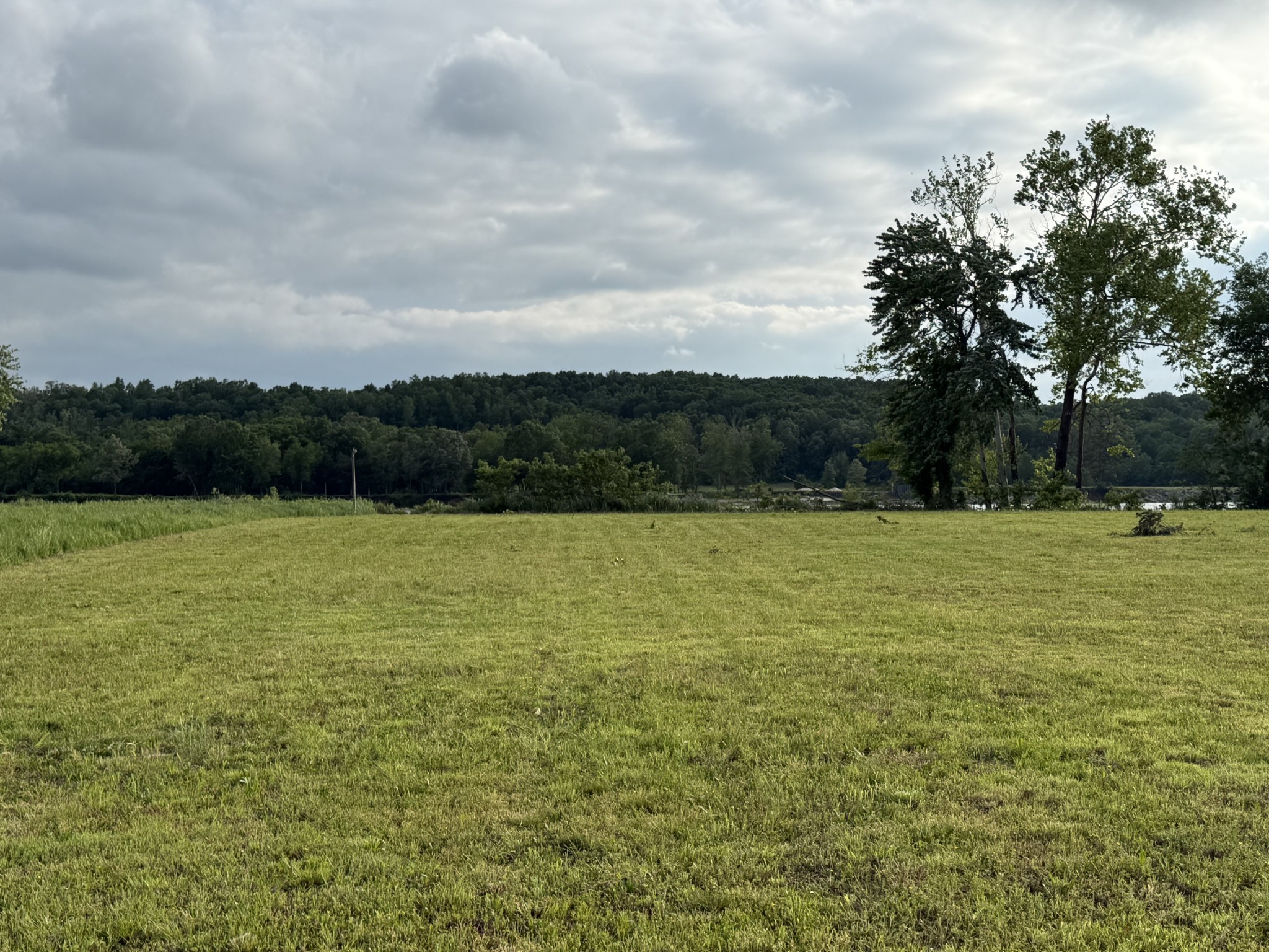 269 Hardin Bottom River Road Clifton, TN 38425 - Photo 23 of 30