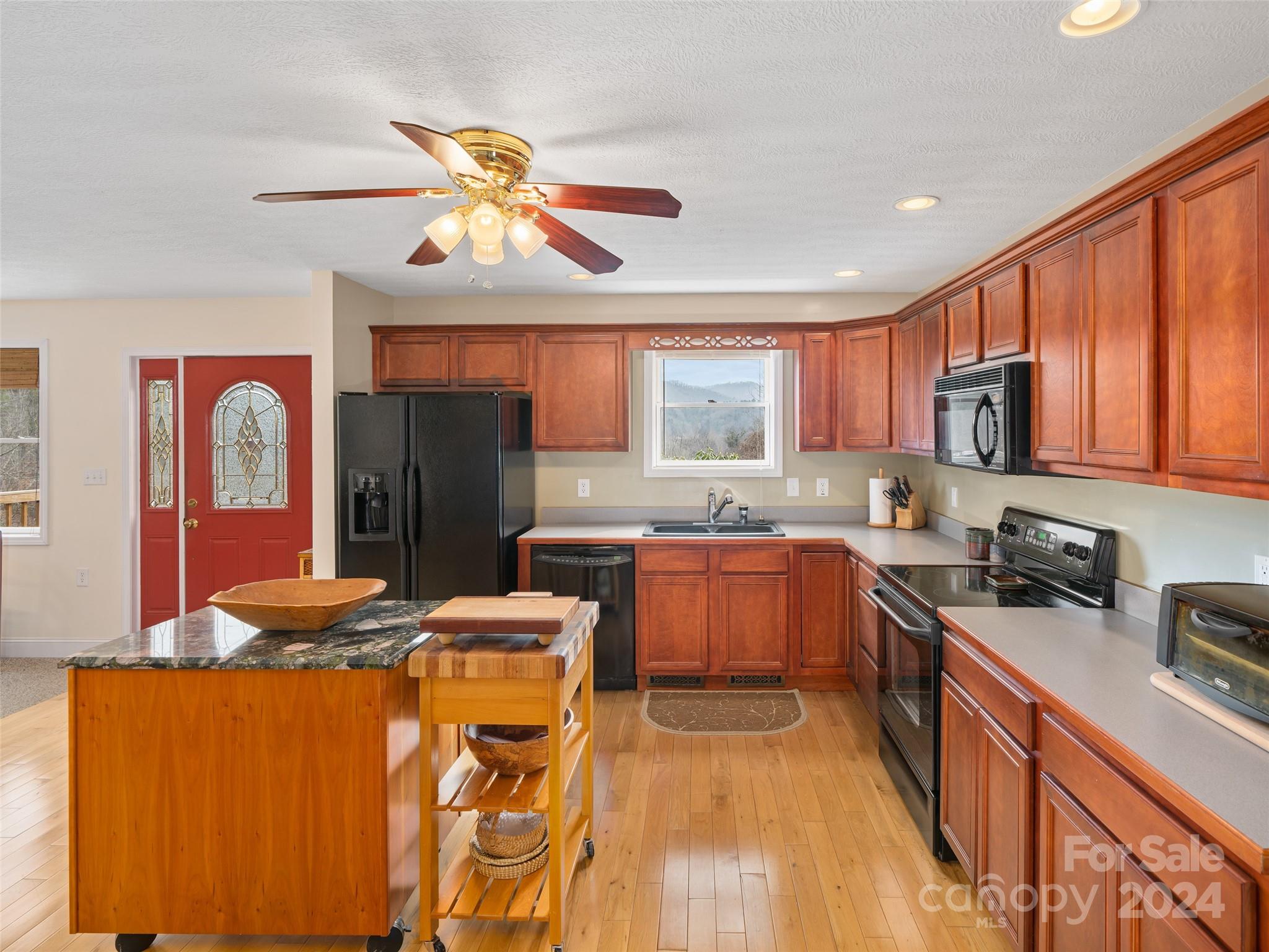 34 Walnut Cove Road Mars Hill, NC 28754 - Photo 13 of 42 Gallery Image 13