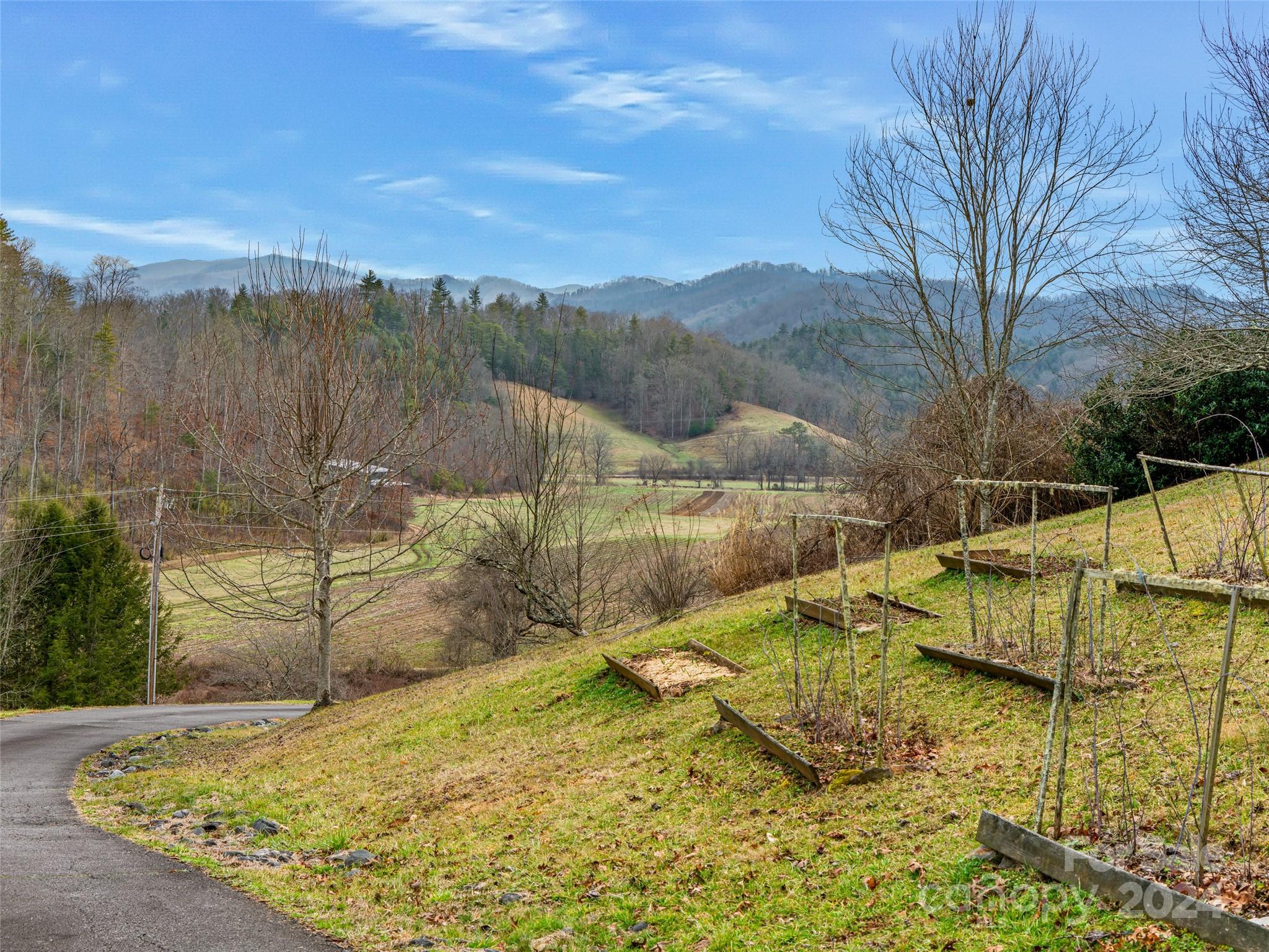 34 Walnut Cove Road Mars Hill, NC 28754 - Photo 32 of 42 Gallery Image 32
