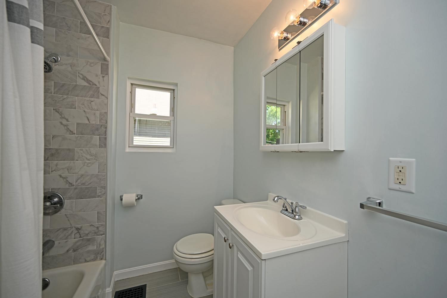 6203 Roe Street Cincinnati, OH 45227 - Photo 17 of 27 Gallery Image 17
