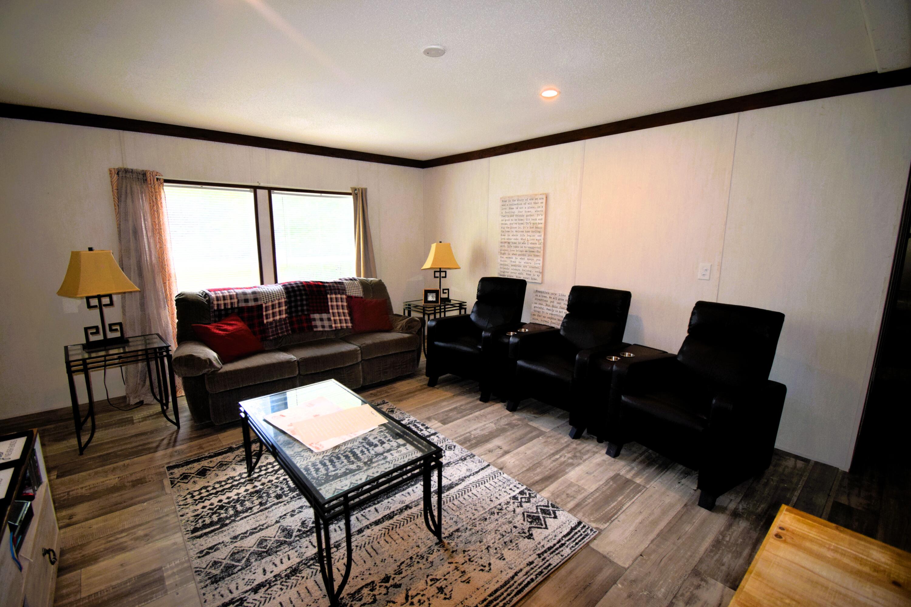 6583 Bill Lundy Road Laurel Hill, FL 32567 - Photo 8 of 22 Family Room