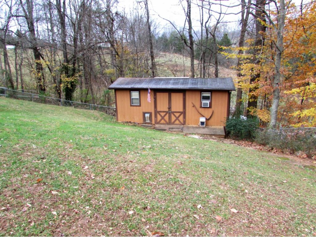 270 Old Watauga Road Elizabethton, TN 37643 - Photo 11 of 36 Photo 11