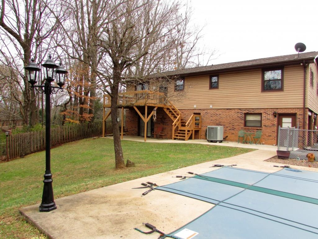 270 Old Watauga Road Elizabethton, TN 37643 - Photo 2 of 36 Photo 2