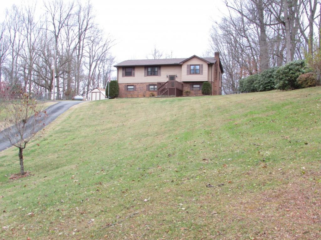 270 Old Watauga Road Elizabethton, TN 37643 - Photo 5 of 36 Photo 5