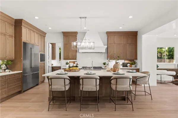 $6,998,000 | 221 Clear Falls, Irvine, CA 92602