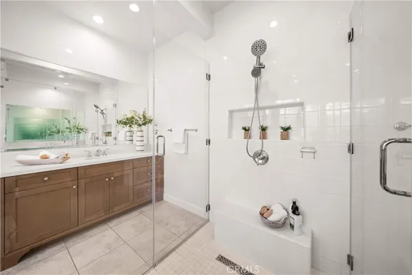 $6,998,000 | 221 Clear Falls, Irvine, CA 92602