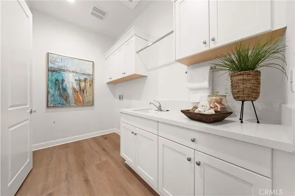 $6,998,000 | 221 Clear Falls, Irvine, CA 92602