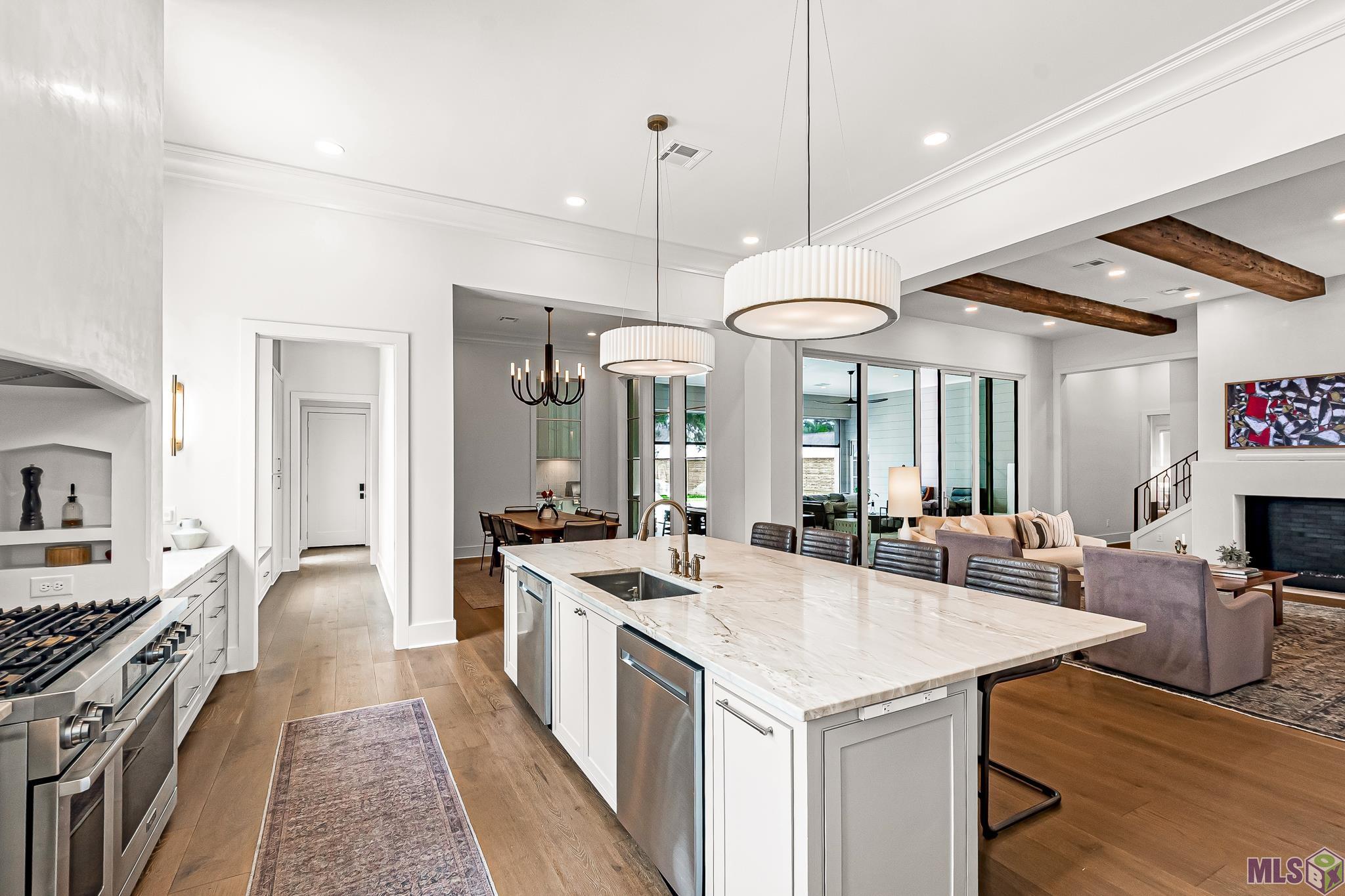 7845 Highland Road Baton Rouge, LA 70808 - Photo 2 of 39