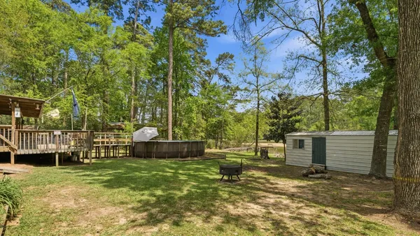 $383,000 | 907 Columbia River Road, Montgomery, TX 77316