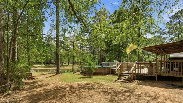 $383,000 | 907 Columbia River Road, Montgomery, TX 77316
