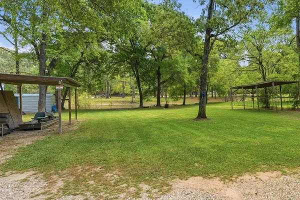 $383,000 | 907 Columbia River Road, Montgomery, TX 77316