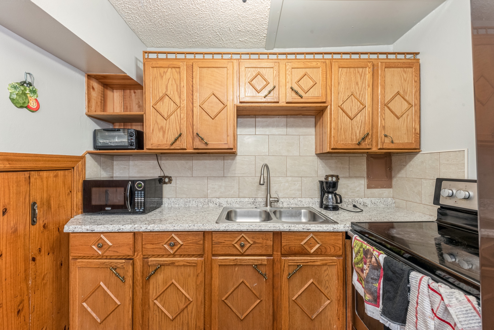 2312 West Algonquin Road, Unit 3 Rolling Meadows, IL 60008 - Photo 5 of 12