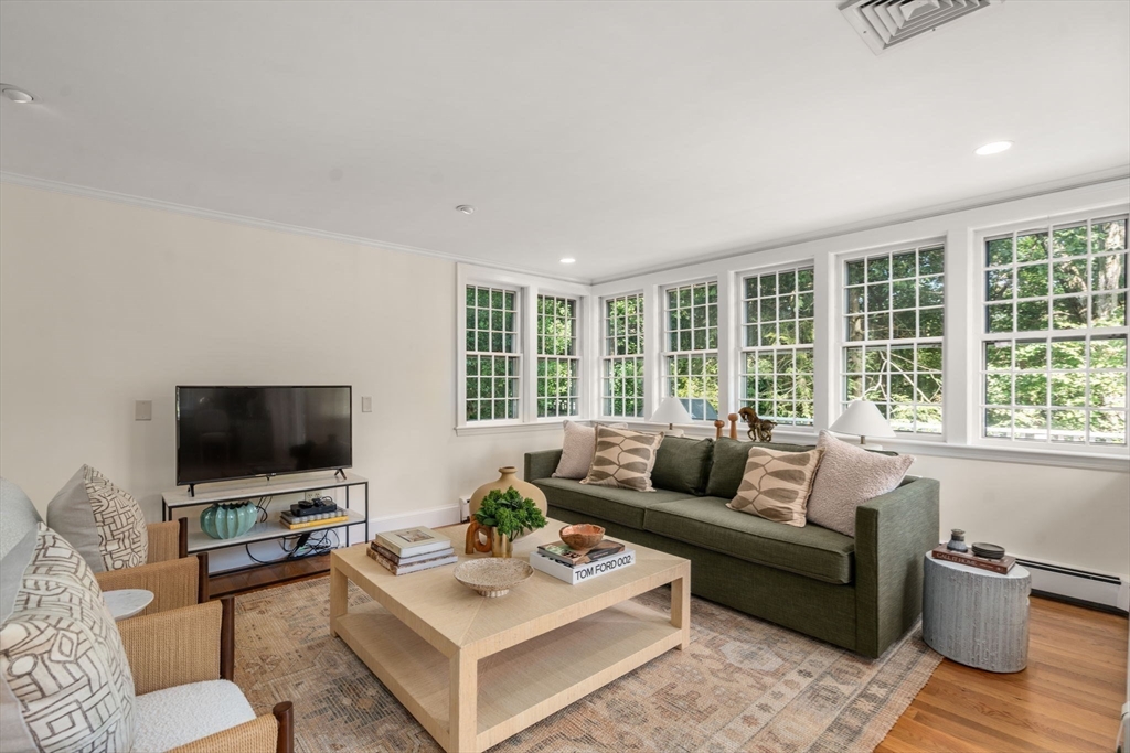 46 Lincoln Road Wellesley, MA 02481 - Photo 13 of 39