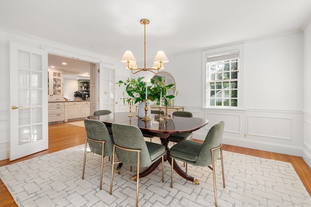 46 Lincoln Road Wellesley, MA 02481 - Photo 7 of 39