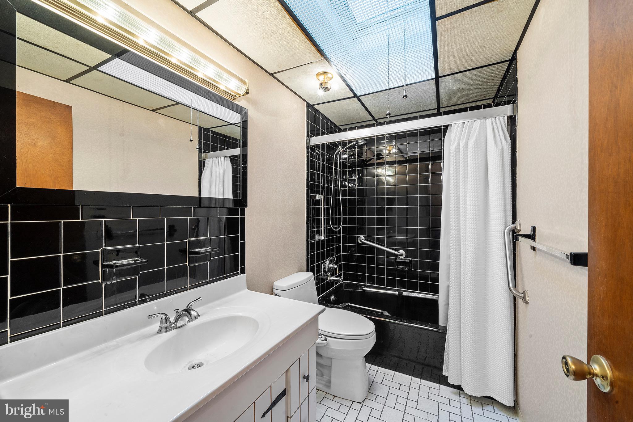 1830 Forrestal Street Philadelphia, PA 19145 - Photo 19 of 29