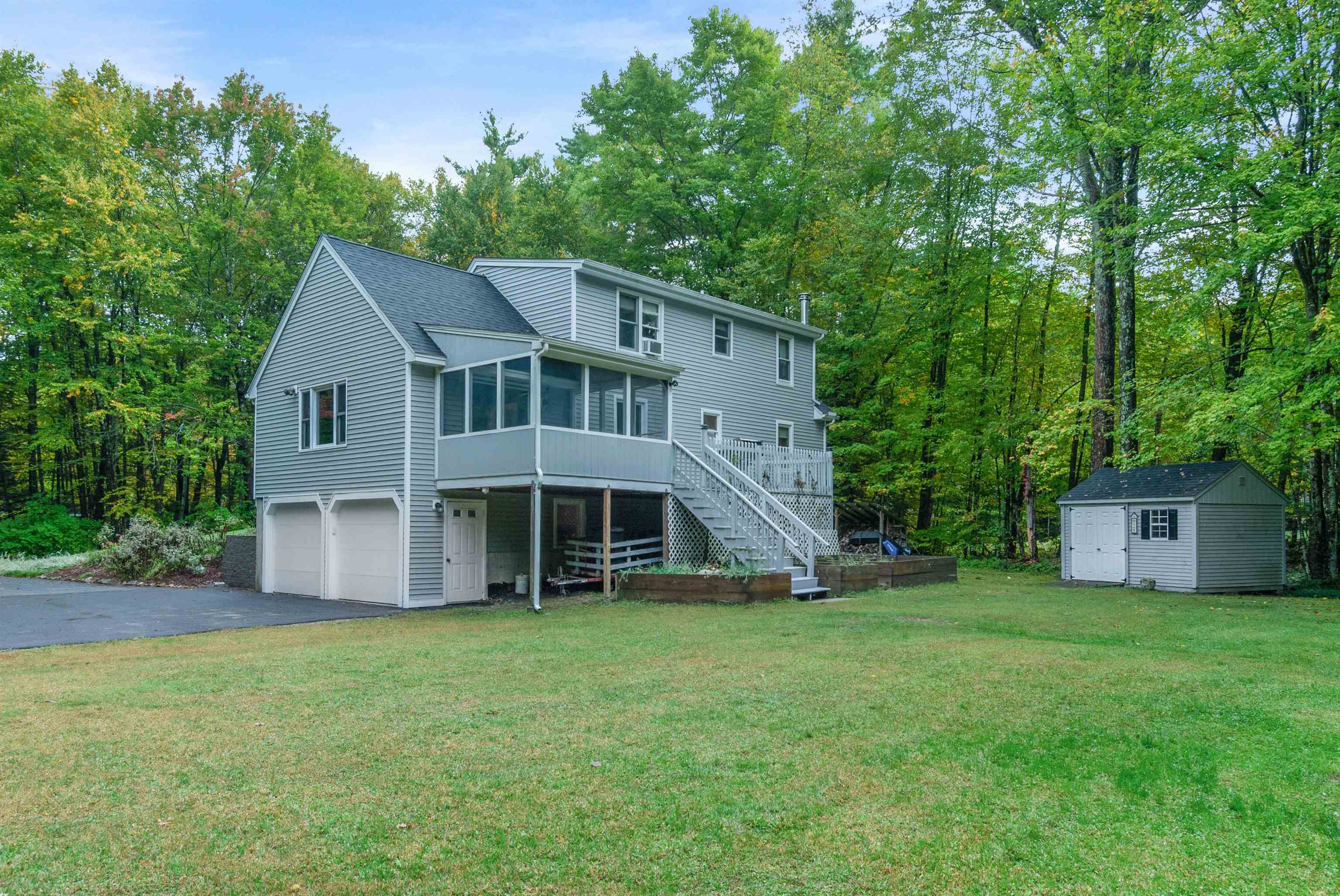25 Oak Ridge Road Sandown, NH 03873 - Photo 5 of 35