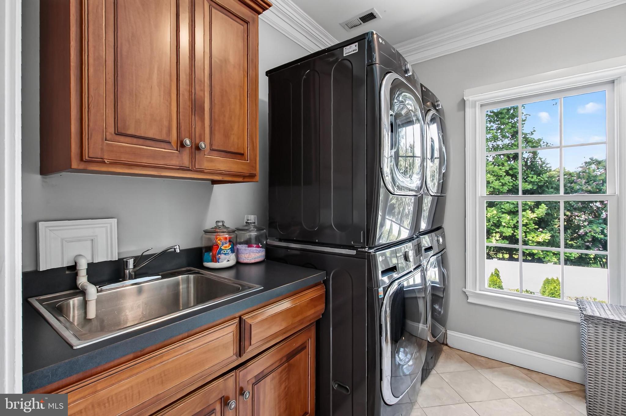 8836 Rommel Drive Lorton, VA 22079 - Photo 67 of 133 UL 1: Laundry Center 2 Sets of LG W/D