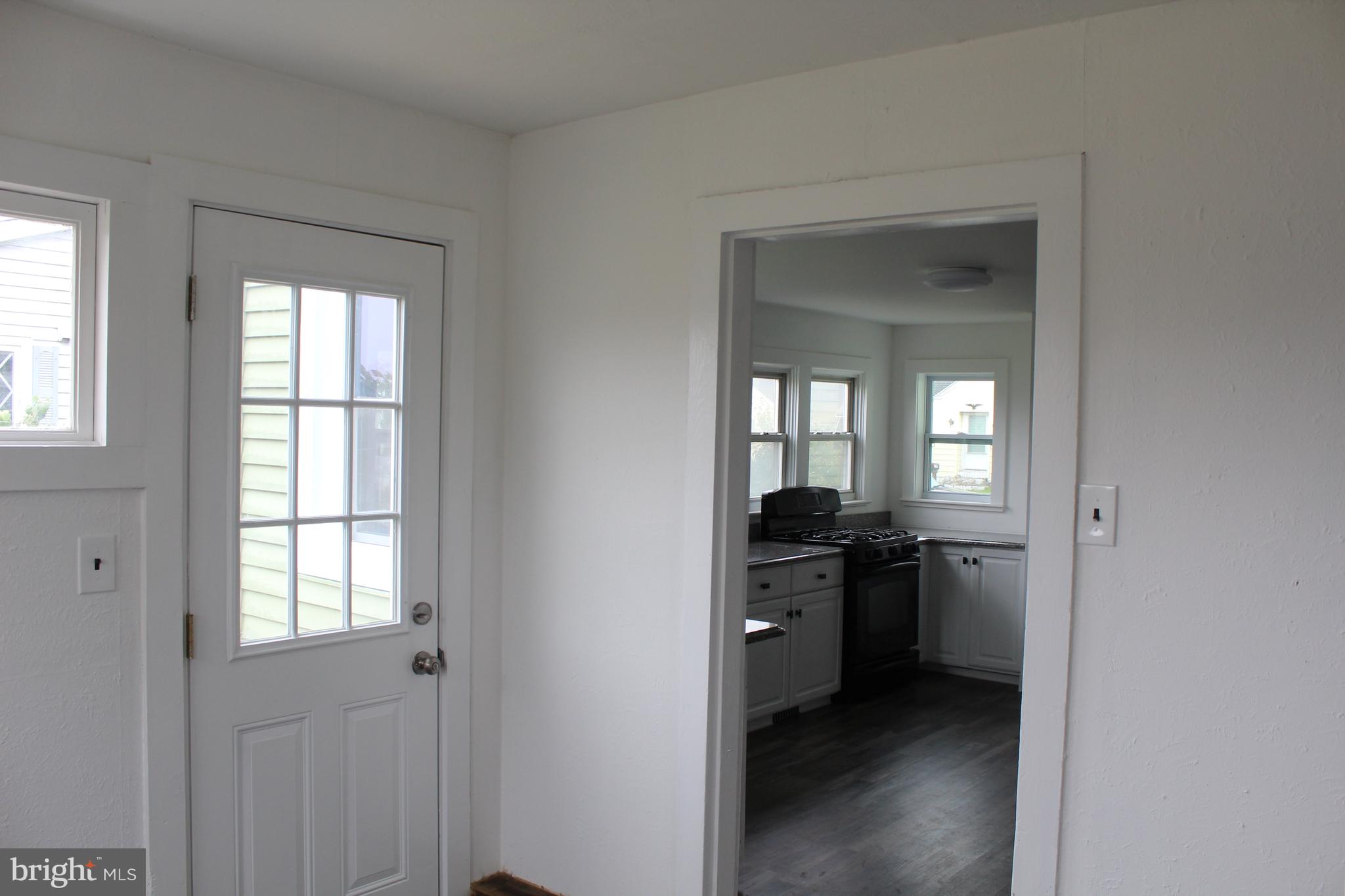 150 Main Street Dover, DE 19901 - Photo 23 of 50 a view of a kitchen from a windows