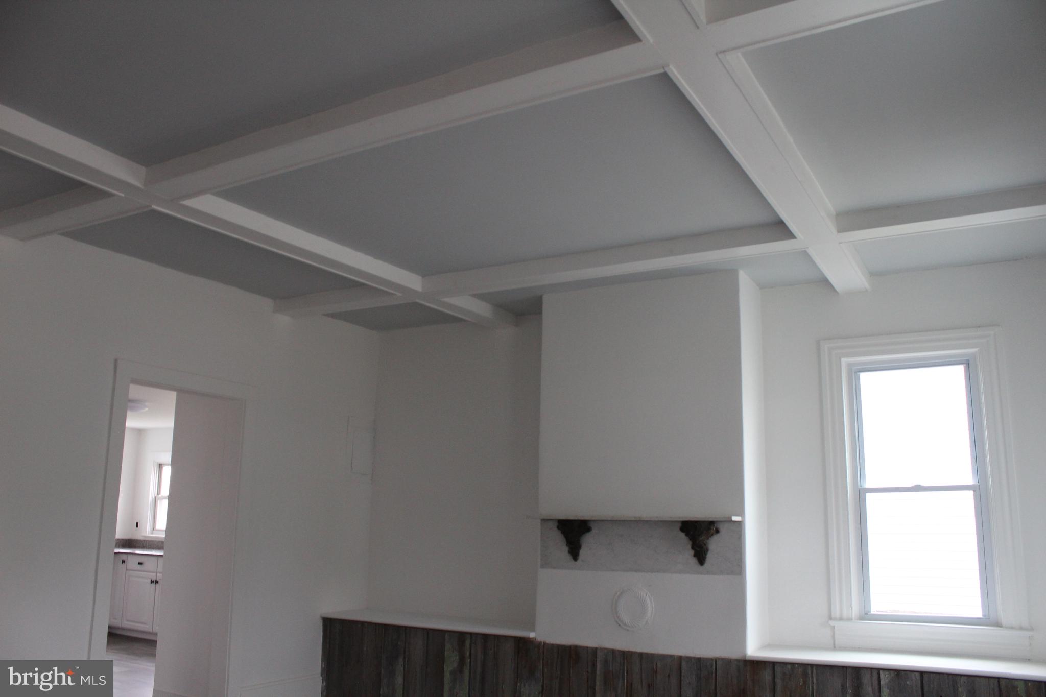 150 Main Street Dover, DE 19901 - Photo 6 of 50 a view of entryway with window