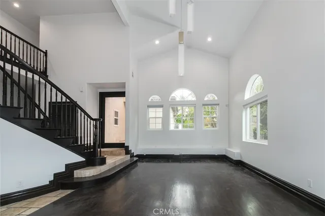 $6,795 | 5409 Sylvia Avenue, Tarzana, CA 91356