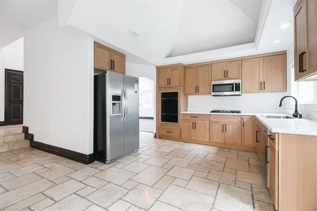 $6,795 | 5409 Sylvia Avenue, Tarzana, CA 91356