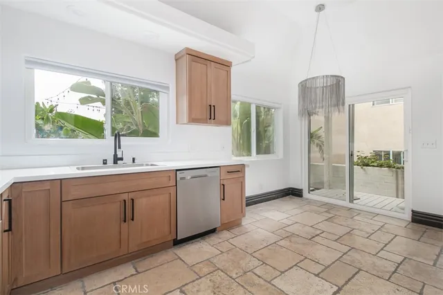 $6,795 | 5409 Sylvia Avenue, Tarzana, CA 91356