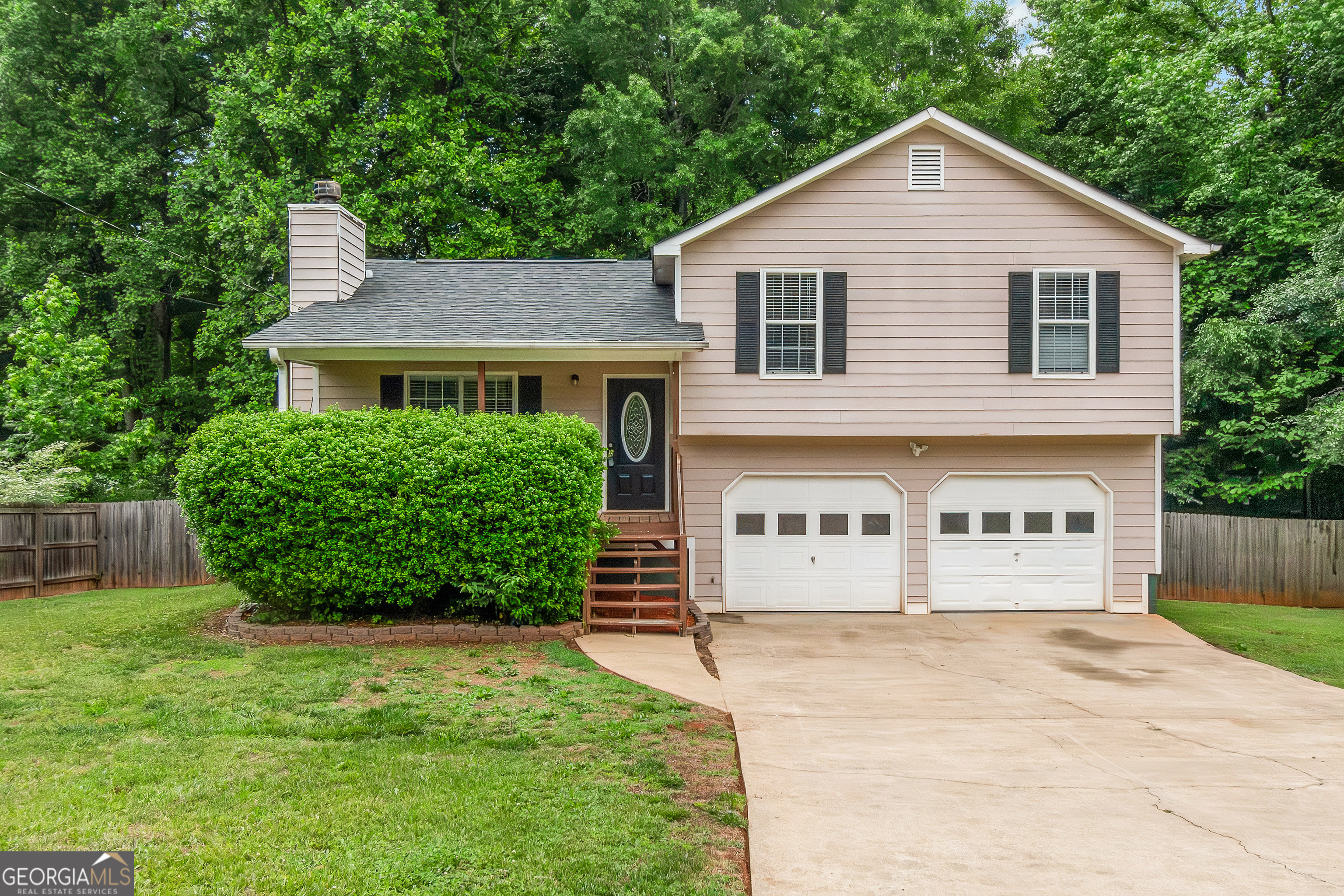 564 Rustin Drive Dallas, GA 30157 - Photo 2 of 23