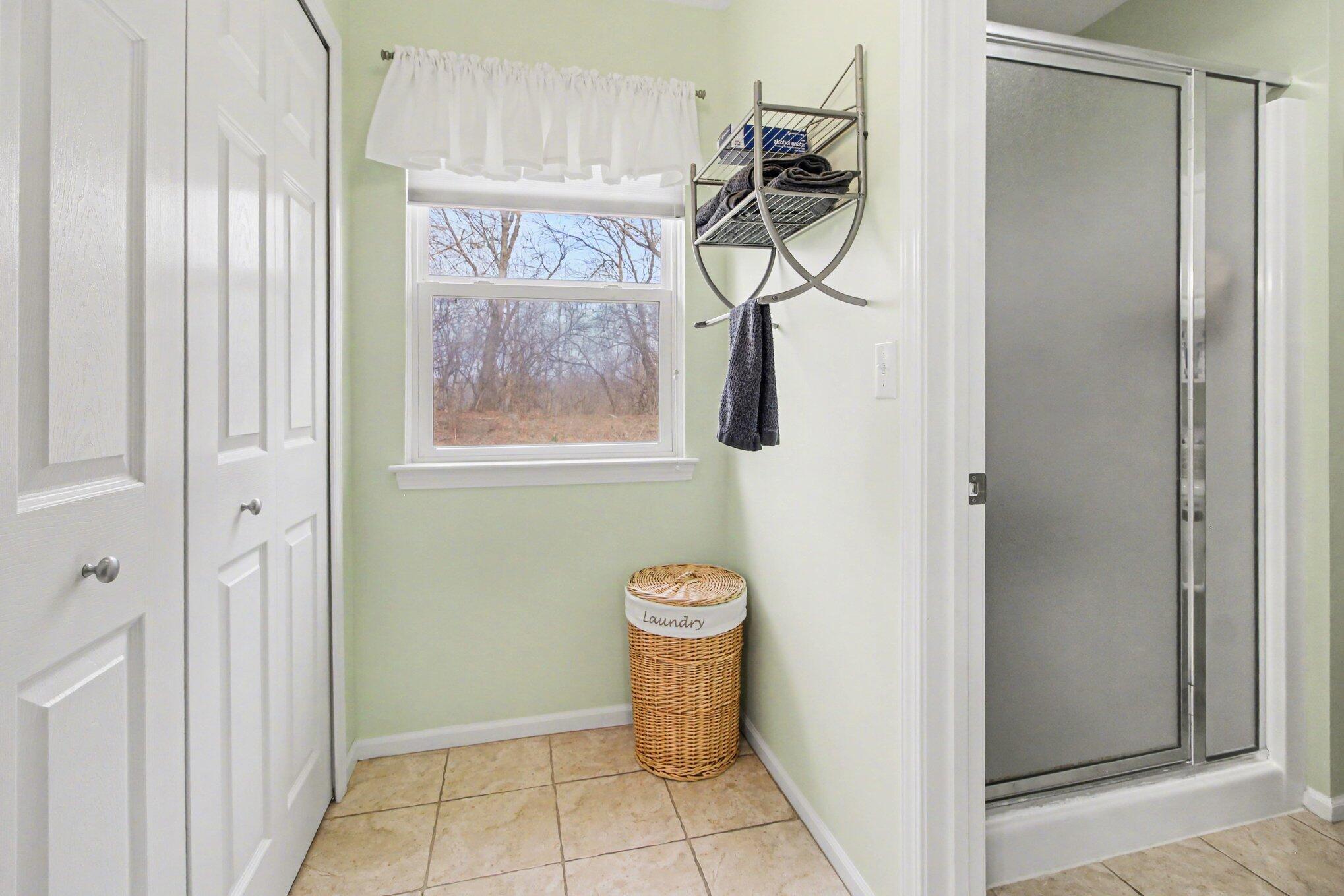 407 Edward J Street Clinton, MI 49236 - Photo 19 of 28 019_file_8183