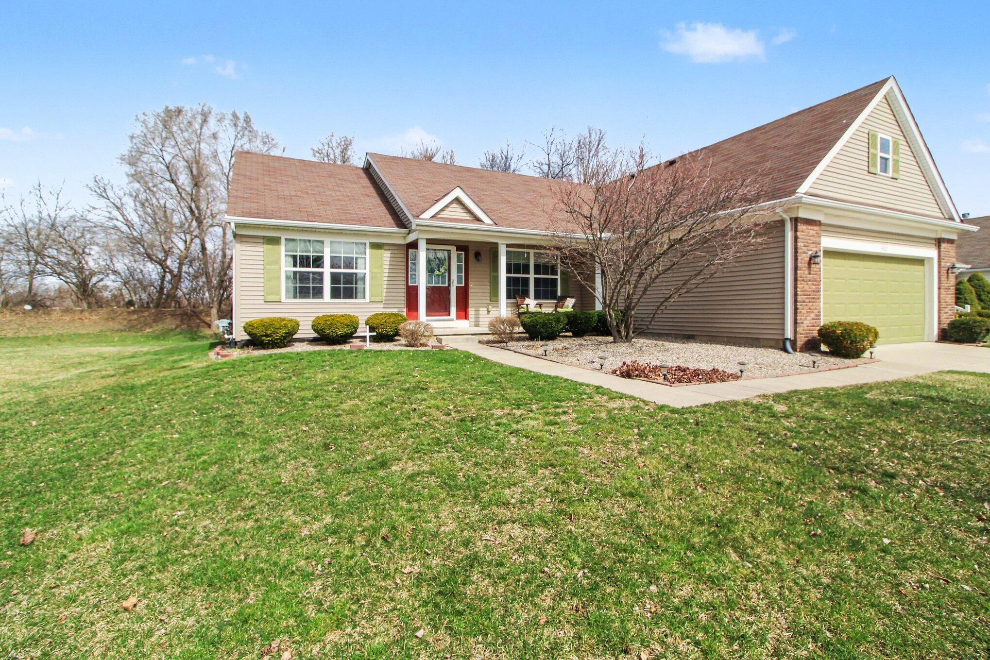 407 Edward J Street Clinton, MI 49236 - Photo 3 of 28 003_file_4460