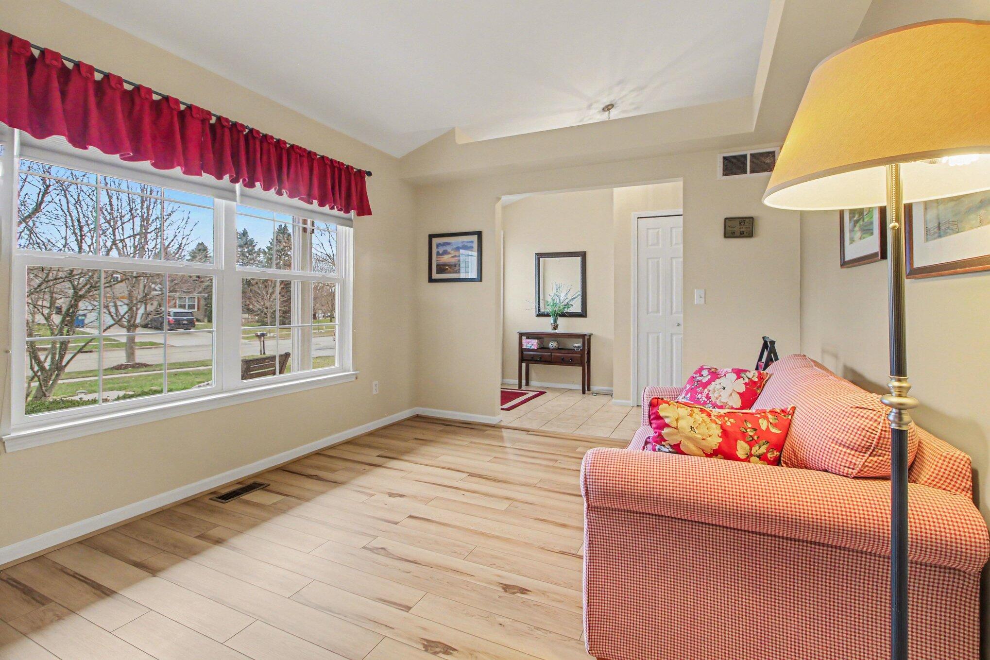 407 Edward J Street Clinton, MI 49236 - Photo 5 of 28 005_file_6562