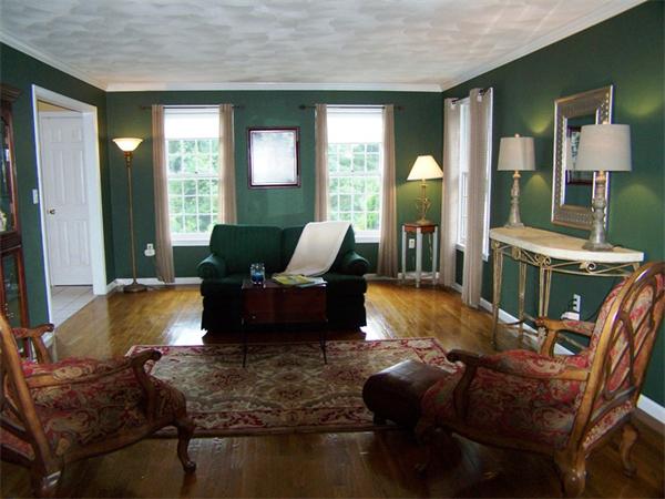 6 Molly Road Andover, MA 01810 - Photo 6 of 30 Gallery Image 6