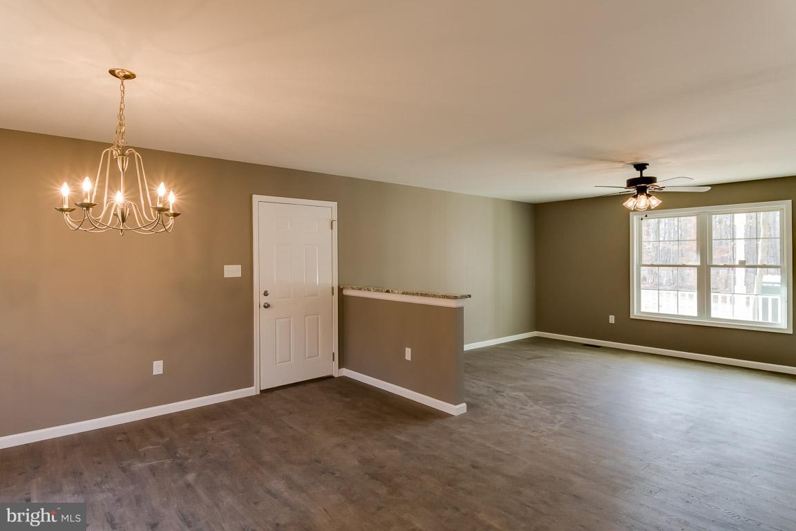 7575 Rachael's Way Culpeper, VA 22701 - Photo 13 of 30 Living Room