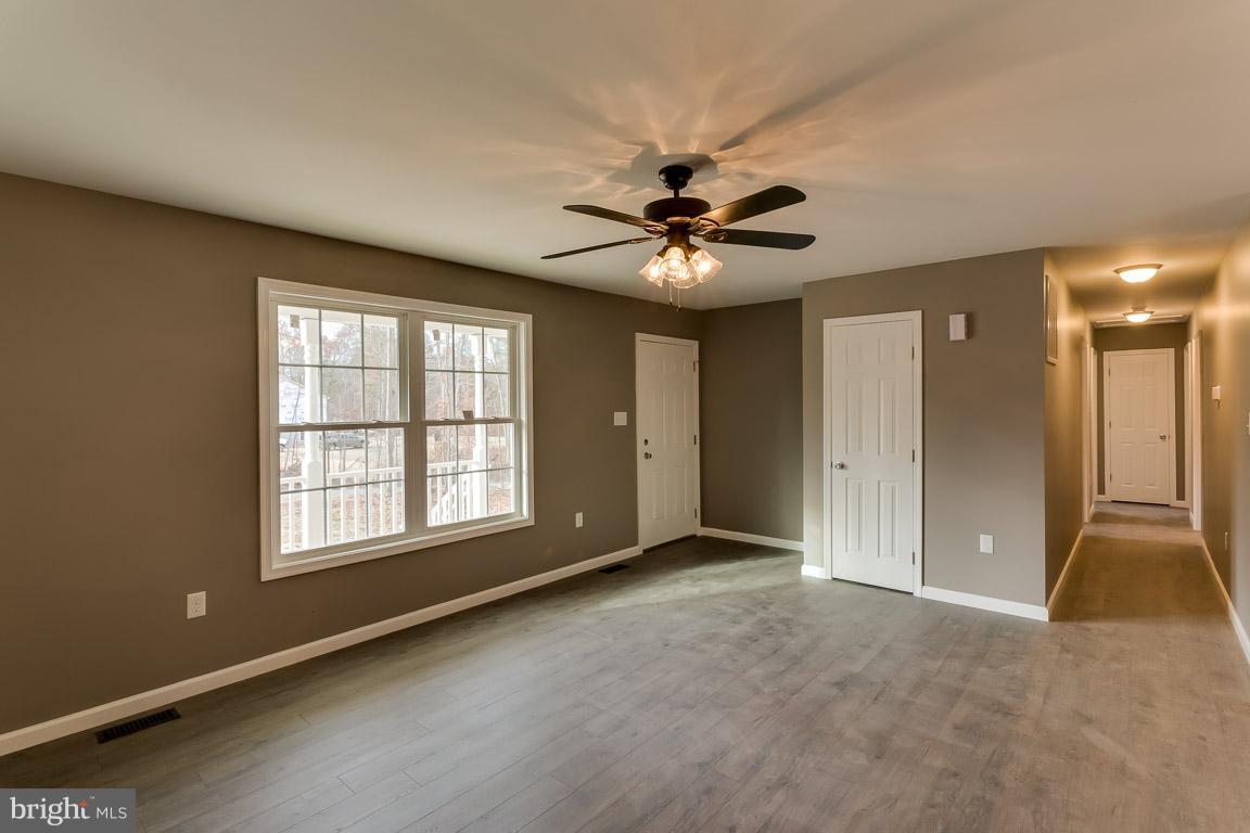 7575 Rachael's Way Culpeper, VA 22701 - Photo 16 of 30 Living Room